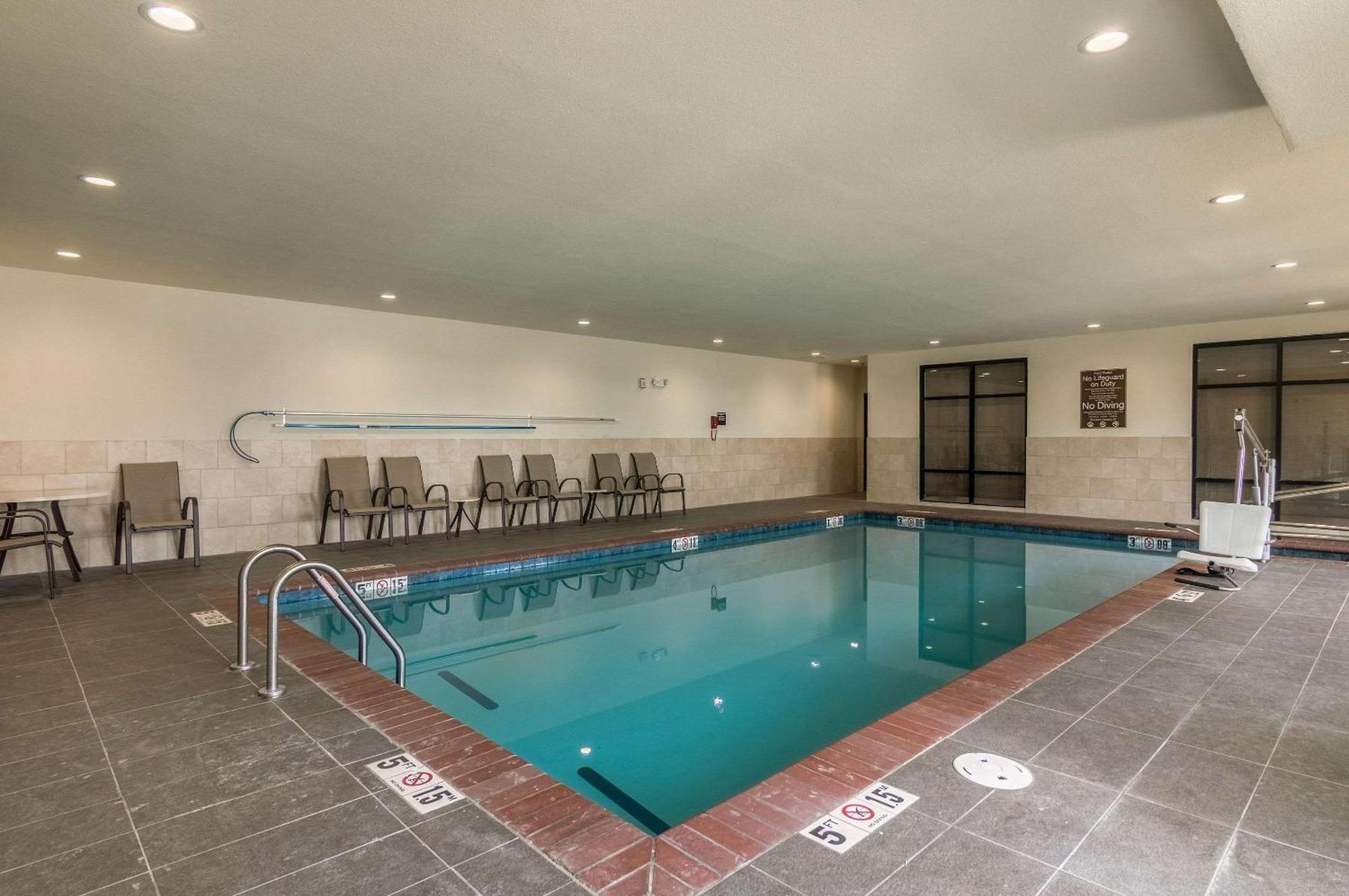 Comfort Meridian And I-40 Hotel Oklahoma City