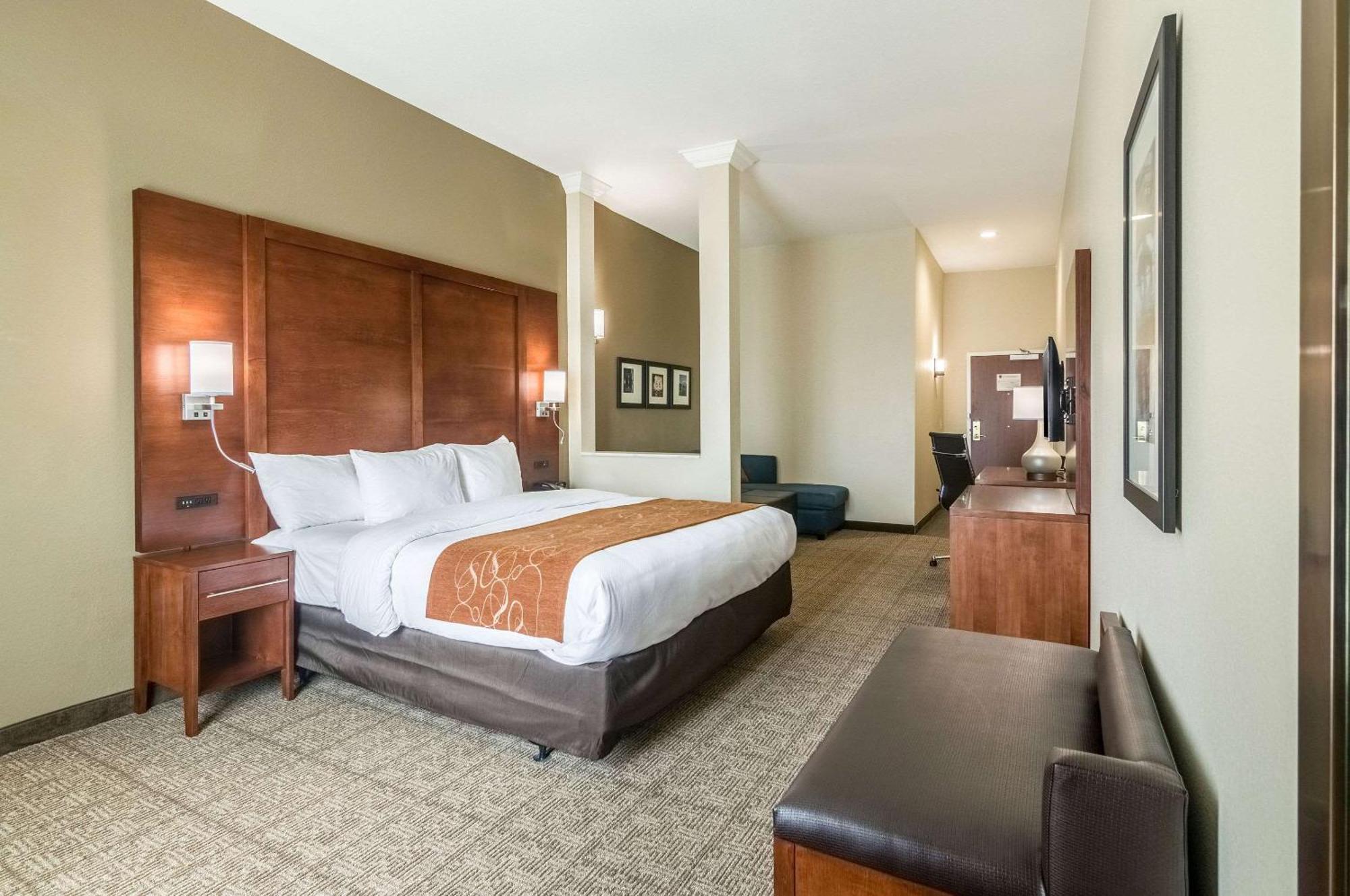 Comfort Meridian And I-40 Hotel Oklahoma City
